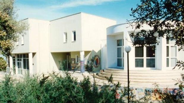 Λουκέτο στο Πανεπιστήμιο Κρήτης Λουκέτο στο Πανεπιστήμιο Κρήτης