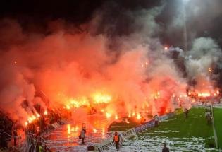 Ο καθρέφτης της παρακμής μας Ο καθρέφτης της παρακμής μας