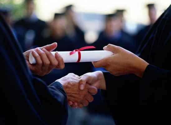 Τα μέλη της Επιτροπής για την οργάνωση διδακτορικών σπουδών στα Τ.Ε.Ι. Τα μέλη της Επιτροπής για την οργάνωση διδακτορικών σπουδών στα Τ.Ε.Ι.