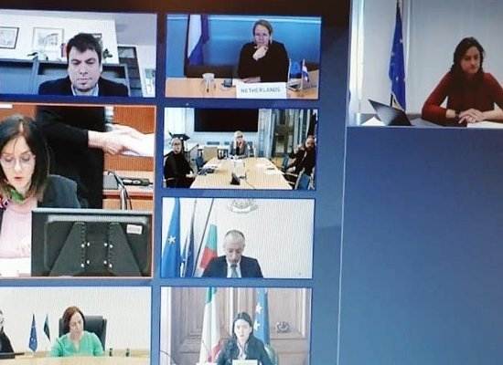 Τηλεδιάσκεψη των Υπουργών Παιδείας της ΕΕ κατόπιν πρωτοβουλίας της Νίκης Κεραμέως Τηλεδιάσκεψη των Υπουργών Παιδείας της ΕΕ κατόπιν πρωτοβουλίας της Νίκης Κεραμέως